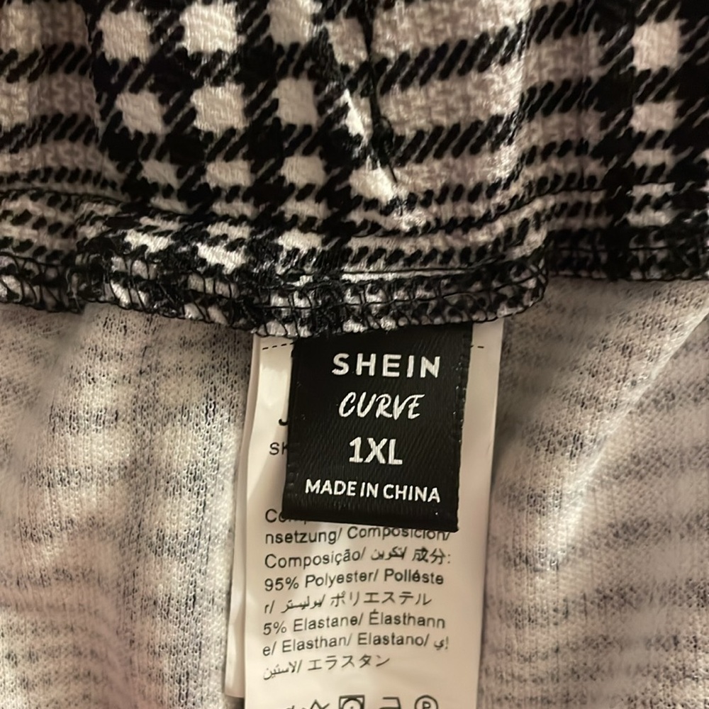 Pants - Picture 4 of 4